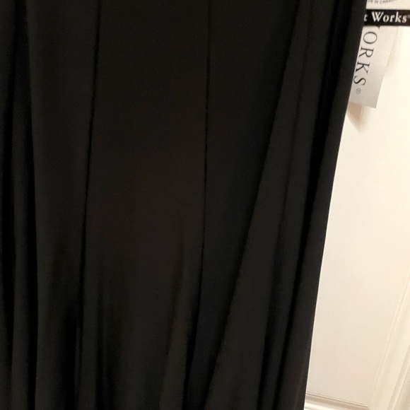 Skirt by Soft Works in Black. Small NWT - Picture 4 of 7